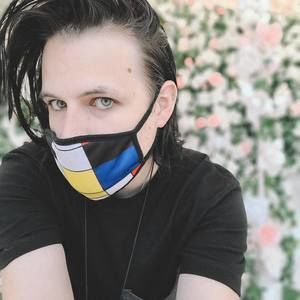 Meet your Posher, Christopher